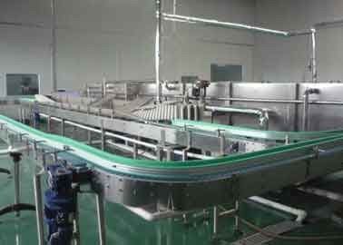 China Cadena de producción carbónica durable de máquina del refresco para dos/latas de tres piezas proveedor