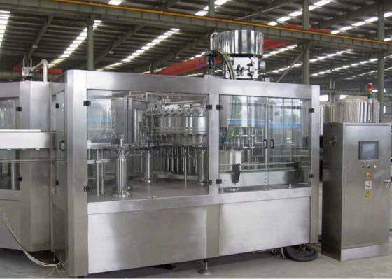 China Termine la cadena de producción carbónica automática del refresco sistemas de transportador del embalaje proveedor