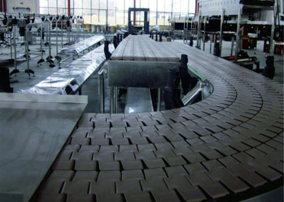 China Transición suave estable automatizada inoxidable de la estructura de los sistemas de transportador de la placa de acero proveedor
