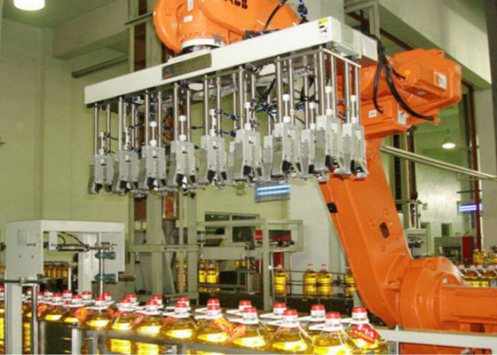 China Barriles que clasifican la maquinaria de envasado robótica 10-30 cajas por velocidad minuciosa proveedor