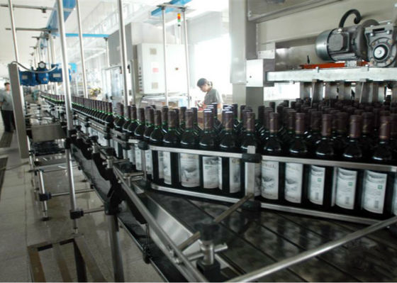 China Cadena de producción de la uva/de vino tinto embalaje automático que transporta eficacia alta proveedor